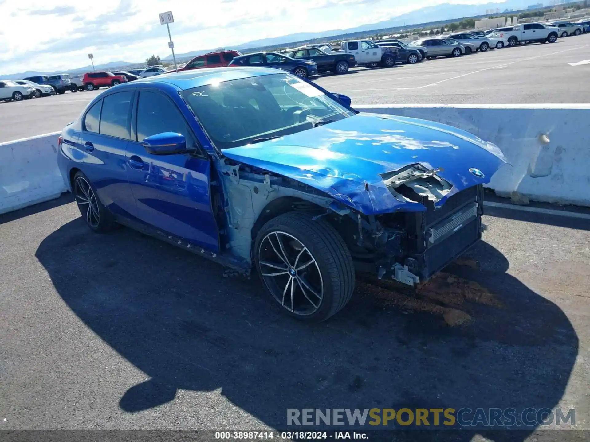 1 Photograph of a damaged car 3MW5R1J07N8C24070 BMW 330I 2022