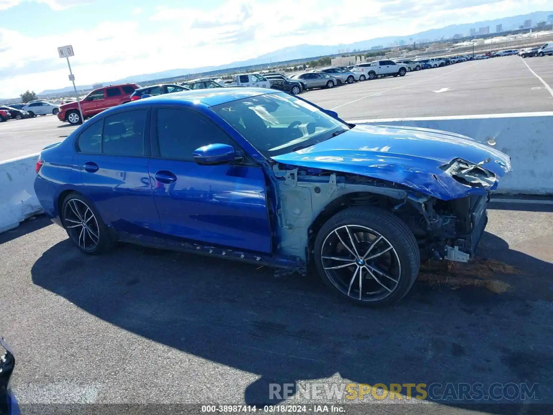 14 Photograph of a damaged car 3MW5R1J07N8C24070 BMW 330I 2022