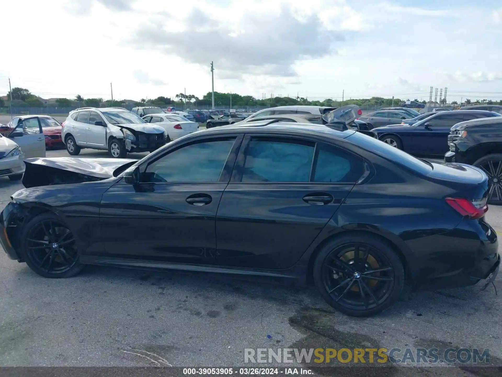 14 Photograph of a damaged car 3MW5R1J0XN8C28095 BMW 330I 2022