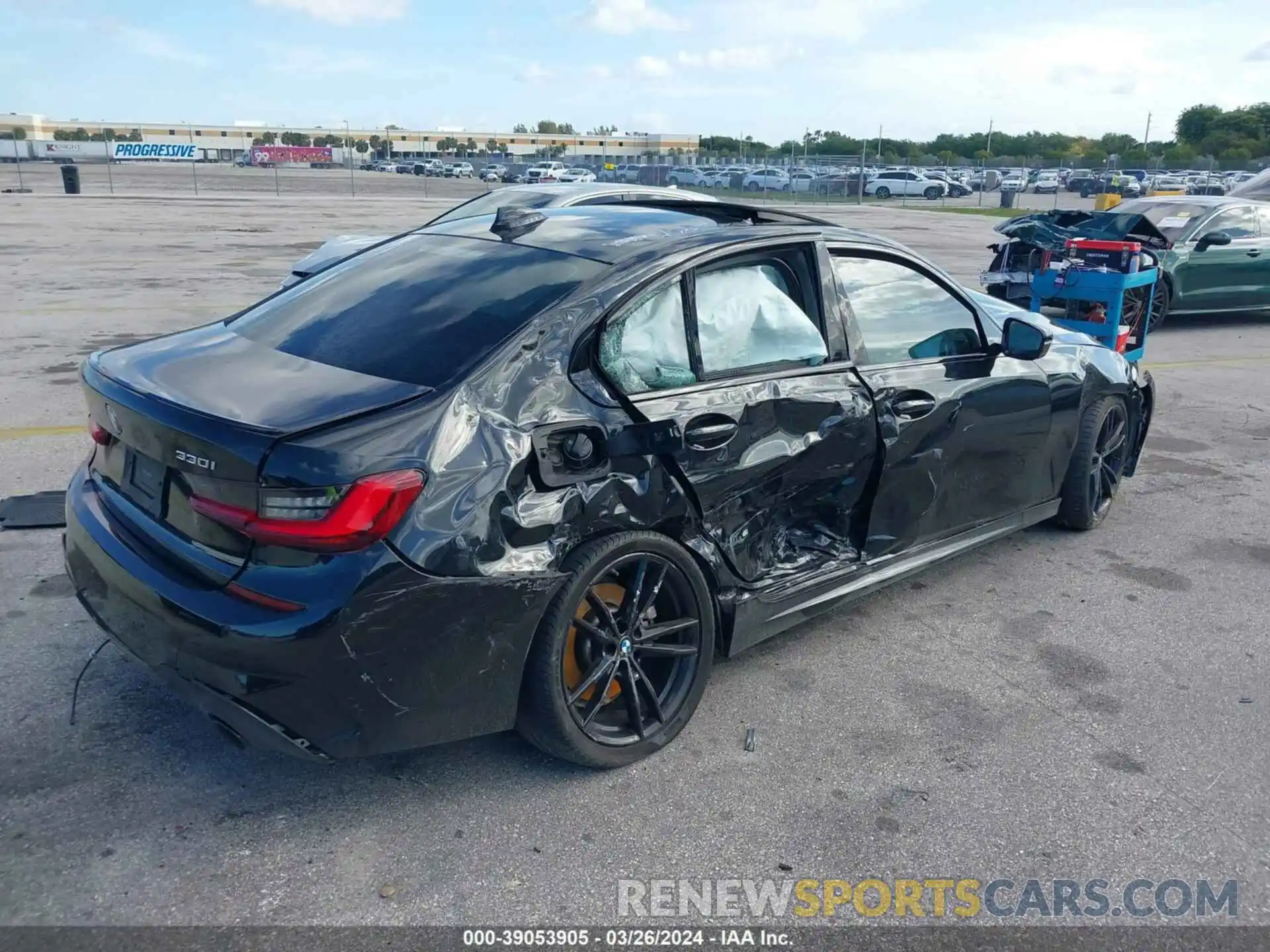 4 Photograph of a damaged car 3MW5R1J0XN8C28095 BMW 330I 2022