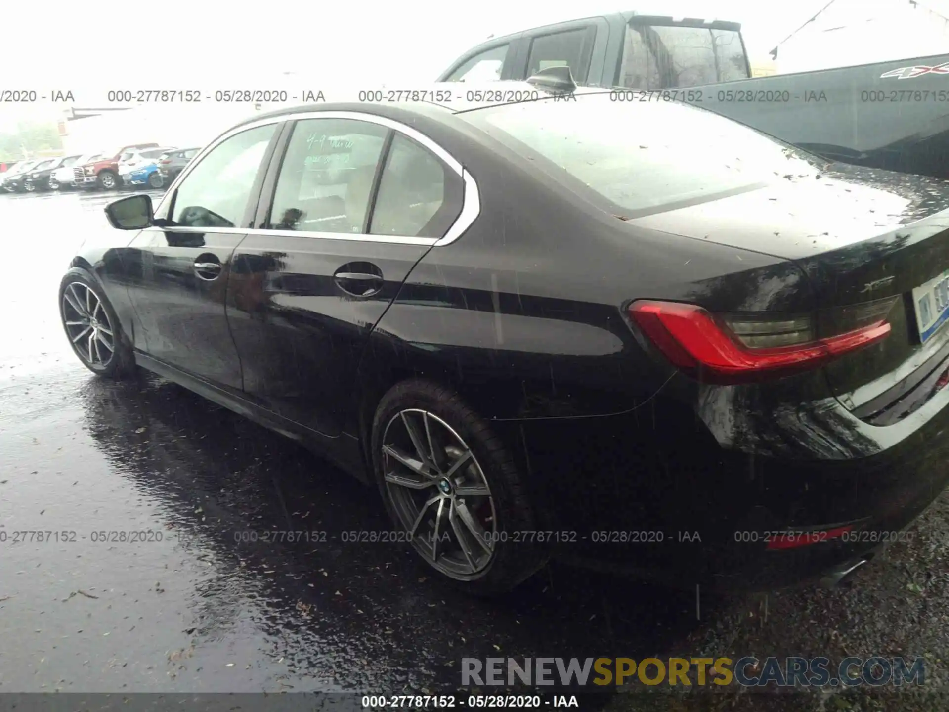 3 Photograph of a damaged car 3MW5R7J06L8B08987 BMW 330XI 2020