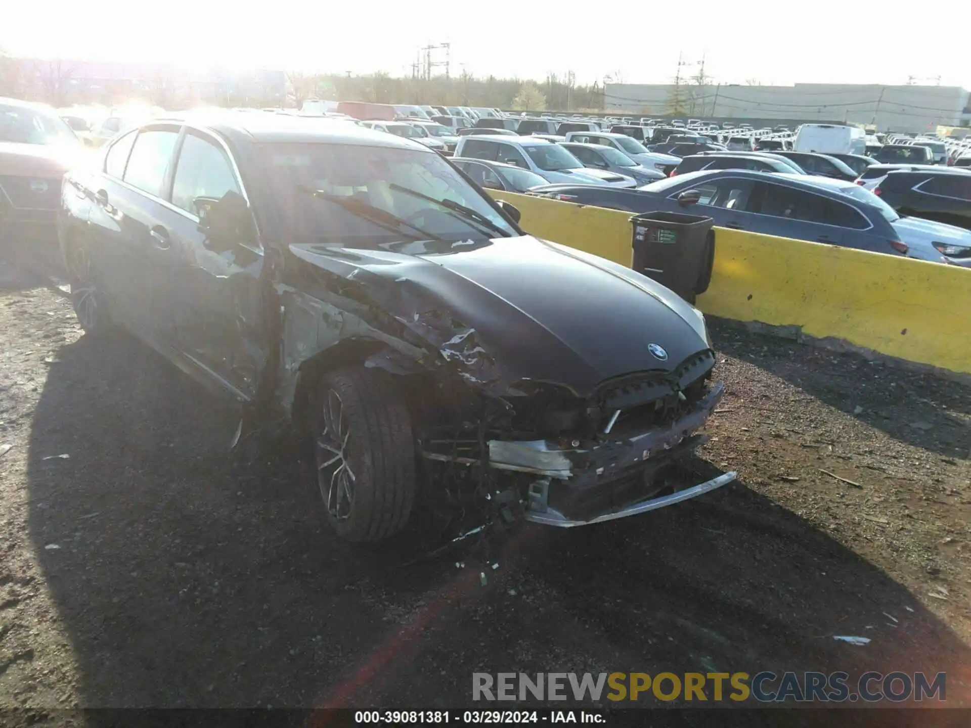 1 Photograph of a damaged car 3MW5R7J0XL8B21614 BMW 330XI 2020