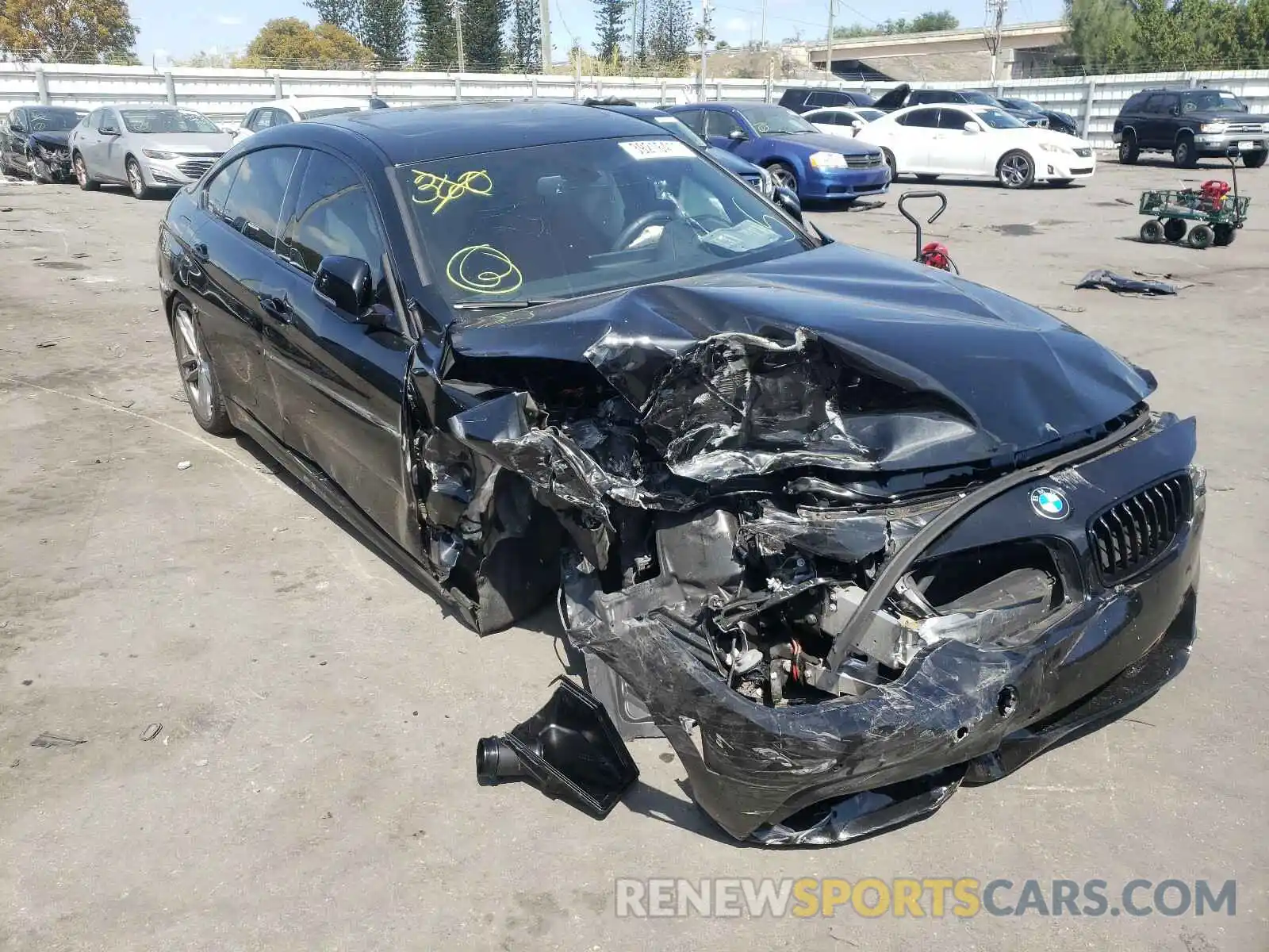 1 Фотография поврежденного автомобиля WBA4J1C50KBM14587 BMW 4 SERIES 2019