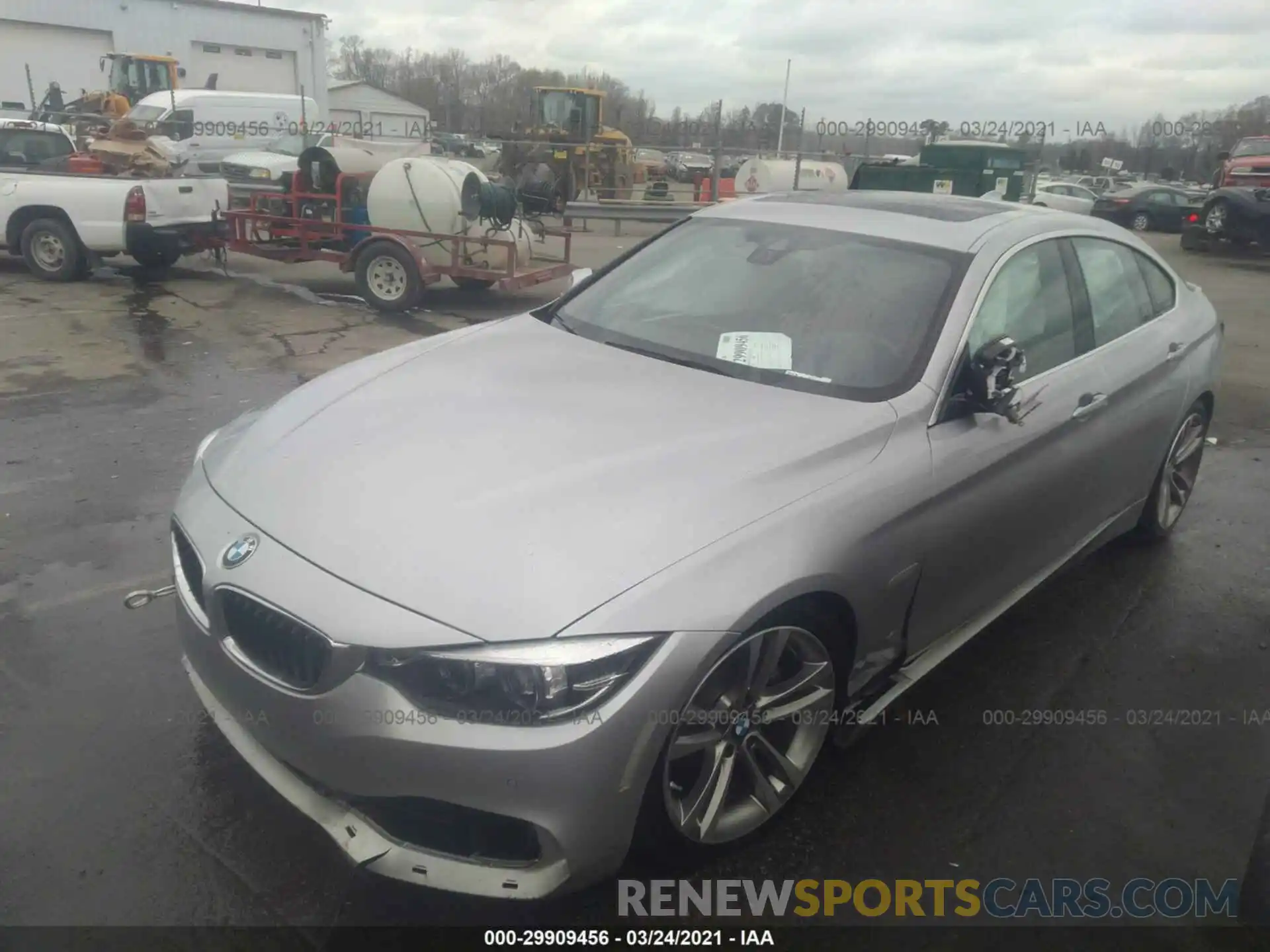2 Фотография поврежденного автомобиля WBA4J1C50KBM16498 BMW 4 SERIES 2019