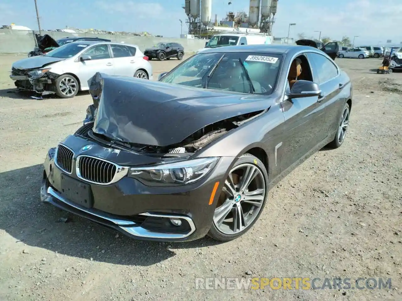 2 Photograph of a damaged car WBA4J1C50KBM16906 BMW 4 SERIES 2019