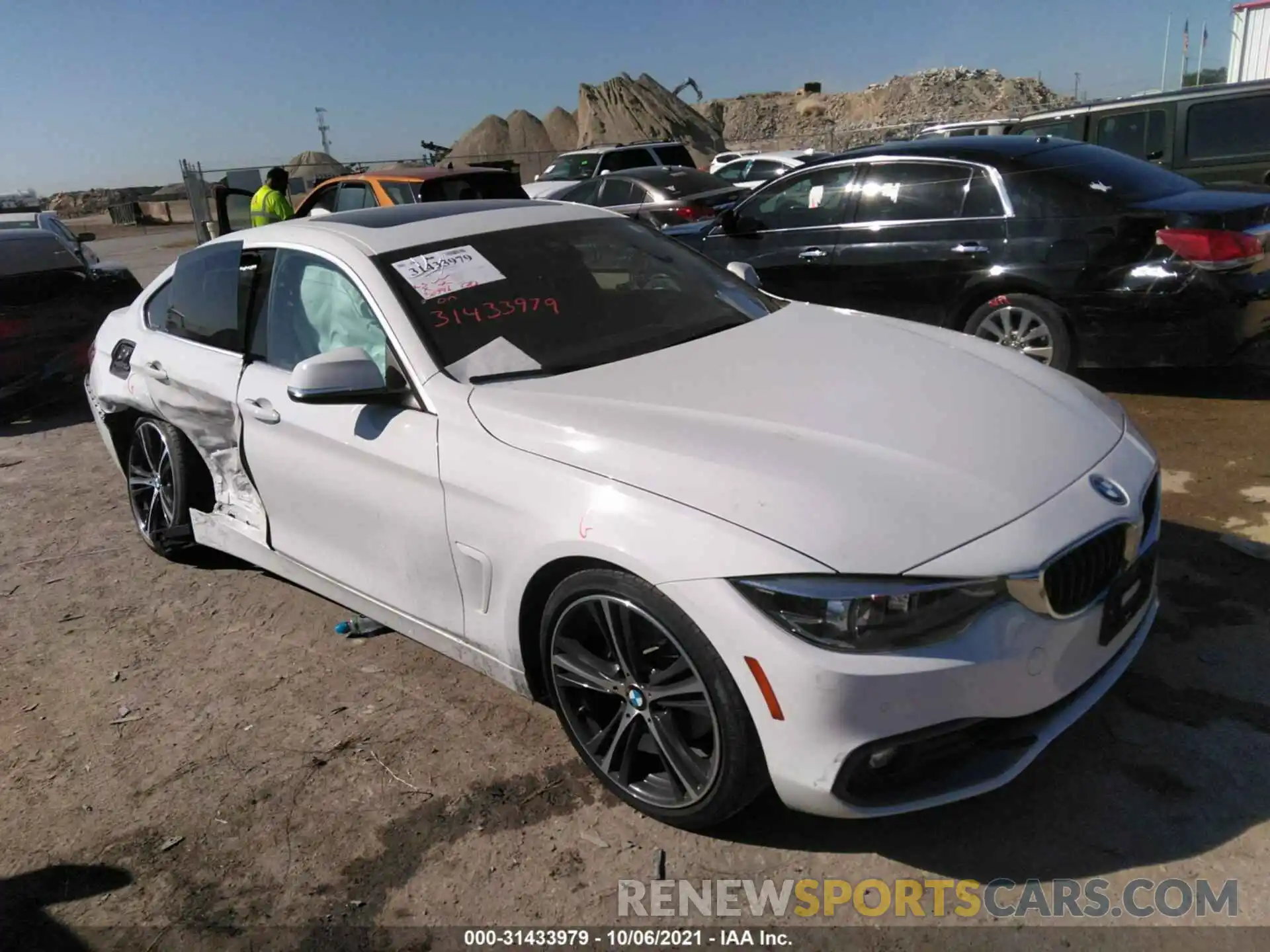 1 Photograph of a damaged car WBA4J1C51KBM13769 BMW 4 SERIES 2019