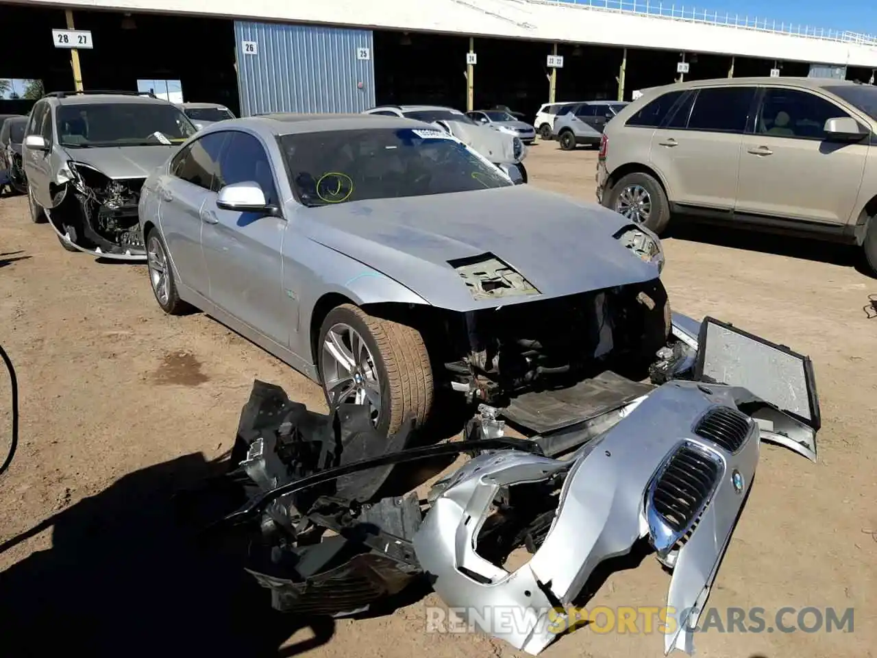 1 Photograph of a damaged car WBA4J1C51KBM18566 BMW 4 SERIES 2019