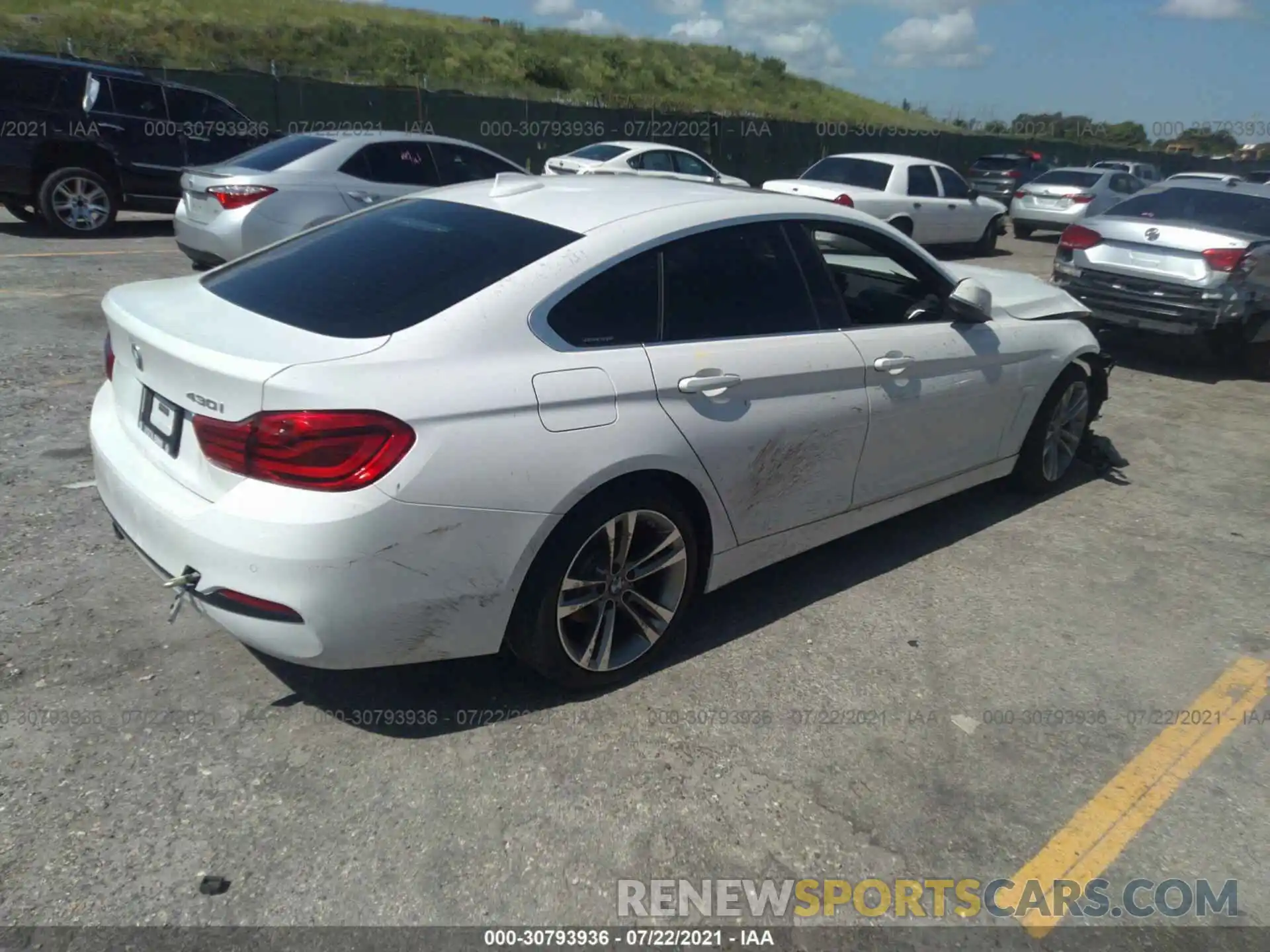 4 Photograph of a damaged car WBA4J1C52KBM12355 BMW 4 SERIES 2019