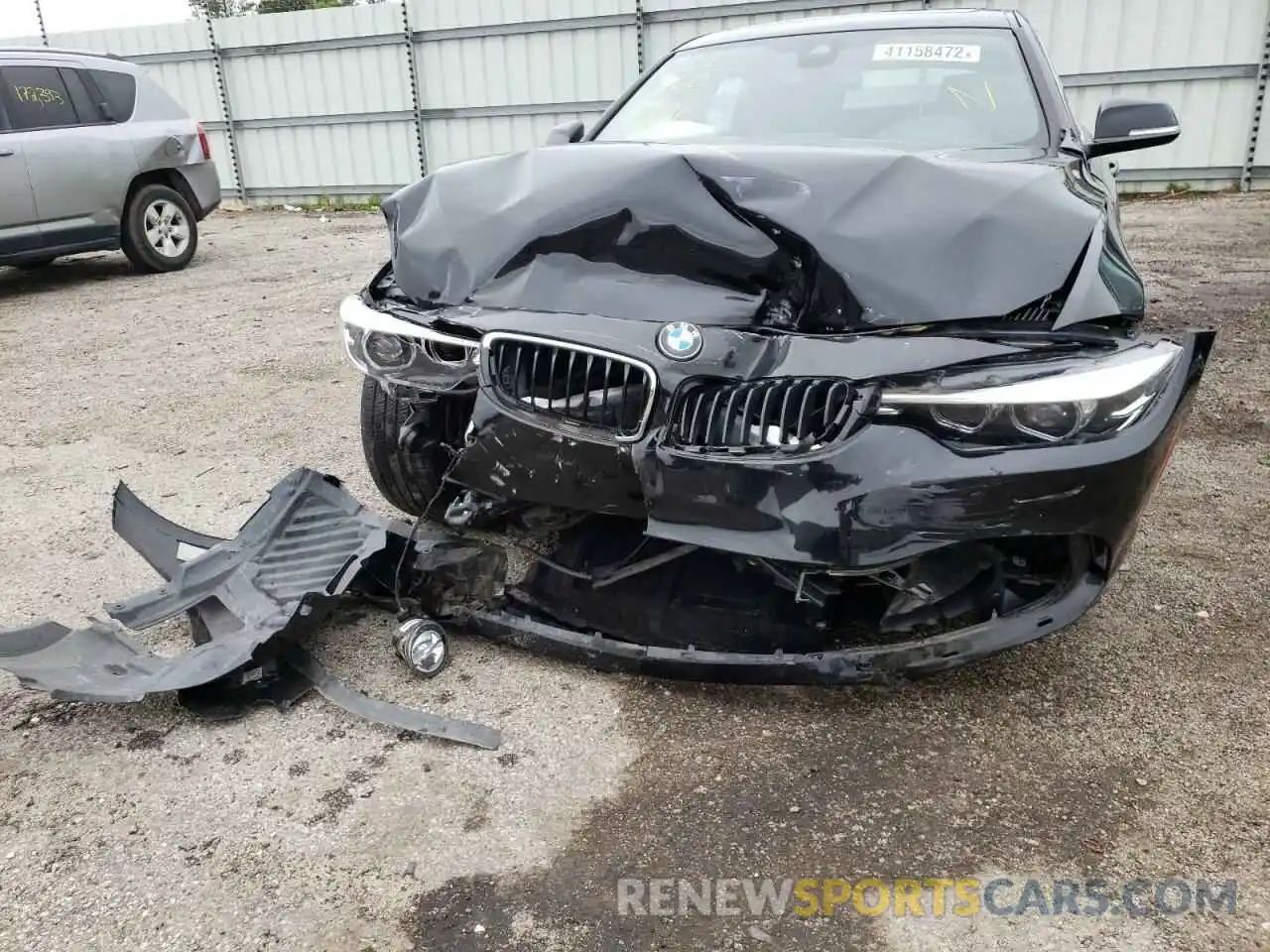 9 Photograph of a damaged car WBA4J1C52KBM13456 BMW 4 SERIES 2019