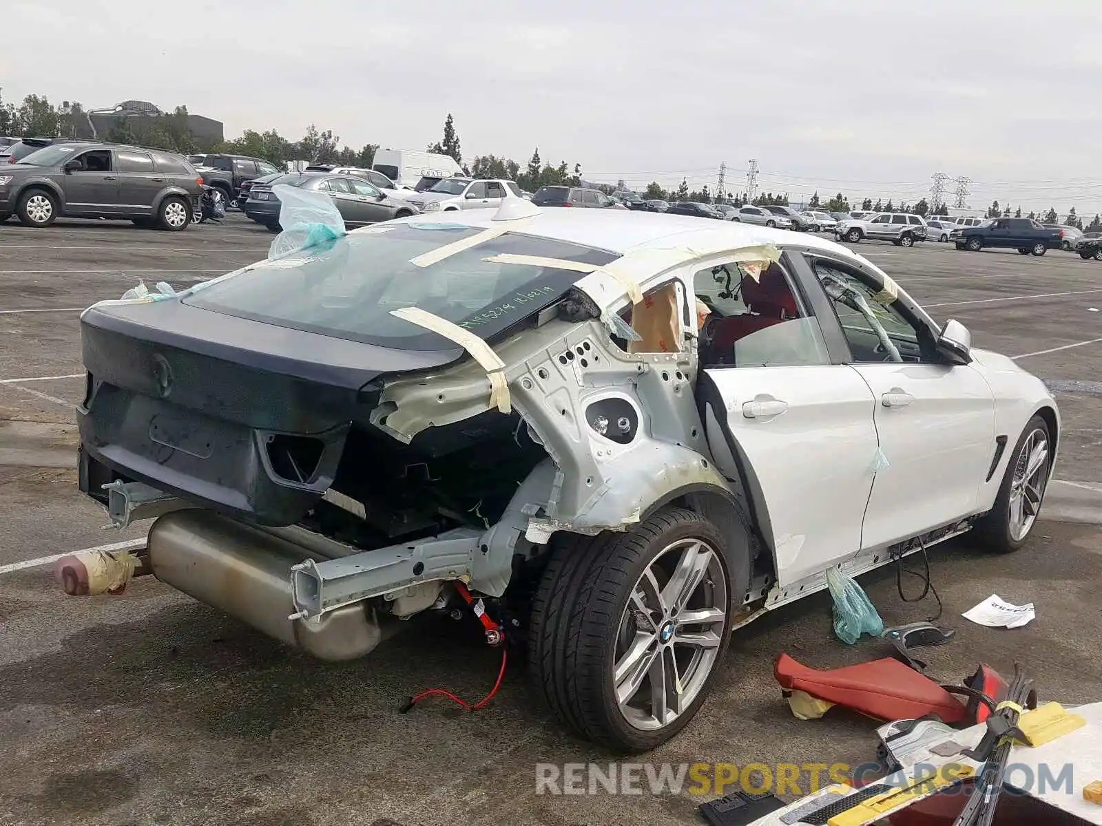 4 Photograph of a damaged car WBA4J1C52KBM18527 BMW 4 SERIES 2019