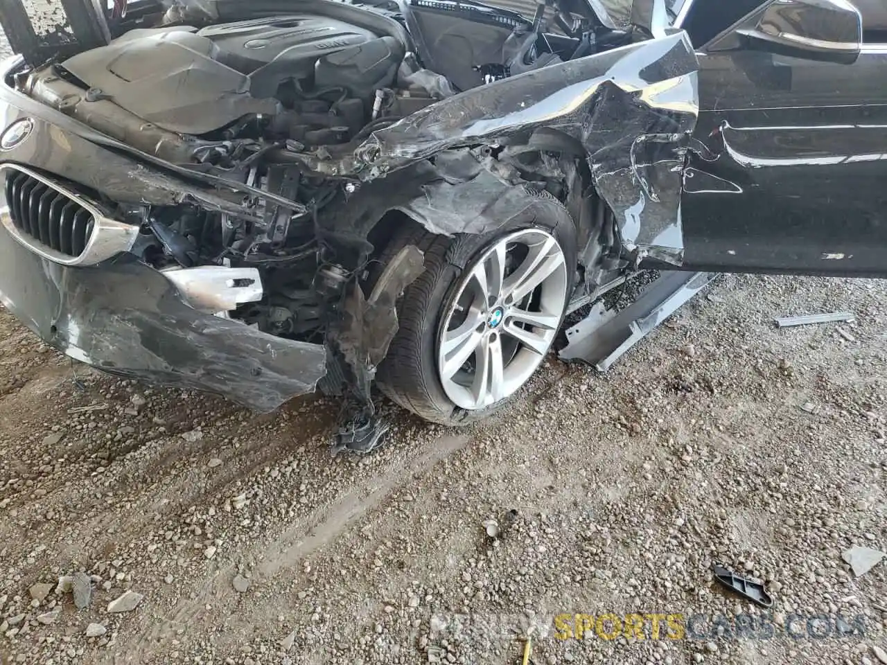 9 Photograph of a damaged car WBA4J1C53KBM13563 BMW 4 SERIES 2019