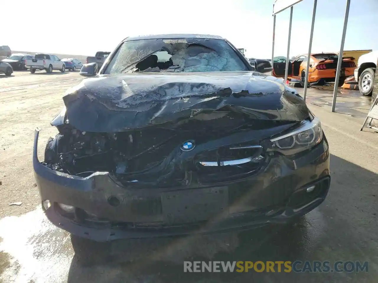 5 Photograph of a damaged car WBA4J1C53KBM15541 BMW 4 SERIES 2019