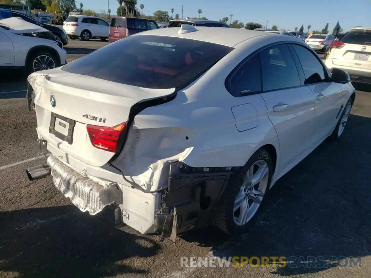 4 Photograph of a damaged car WBA4J1C53KBM17919 BMW 4 SERIES 2019