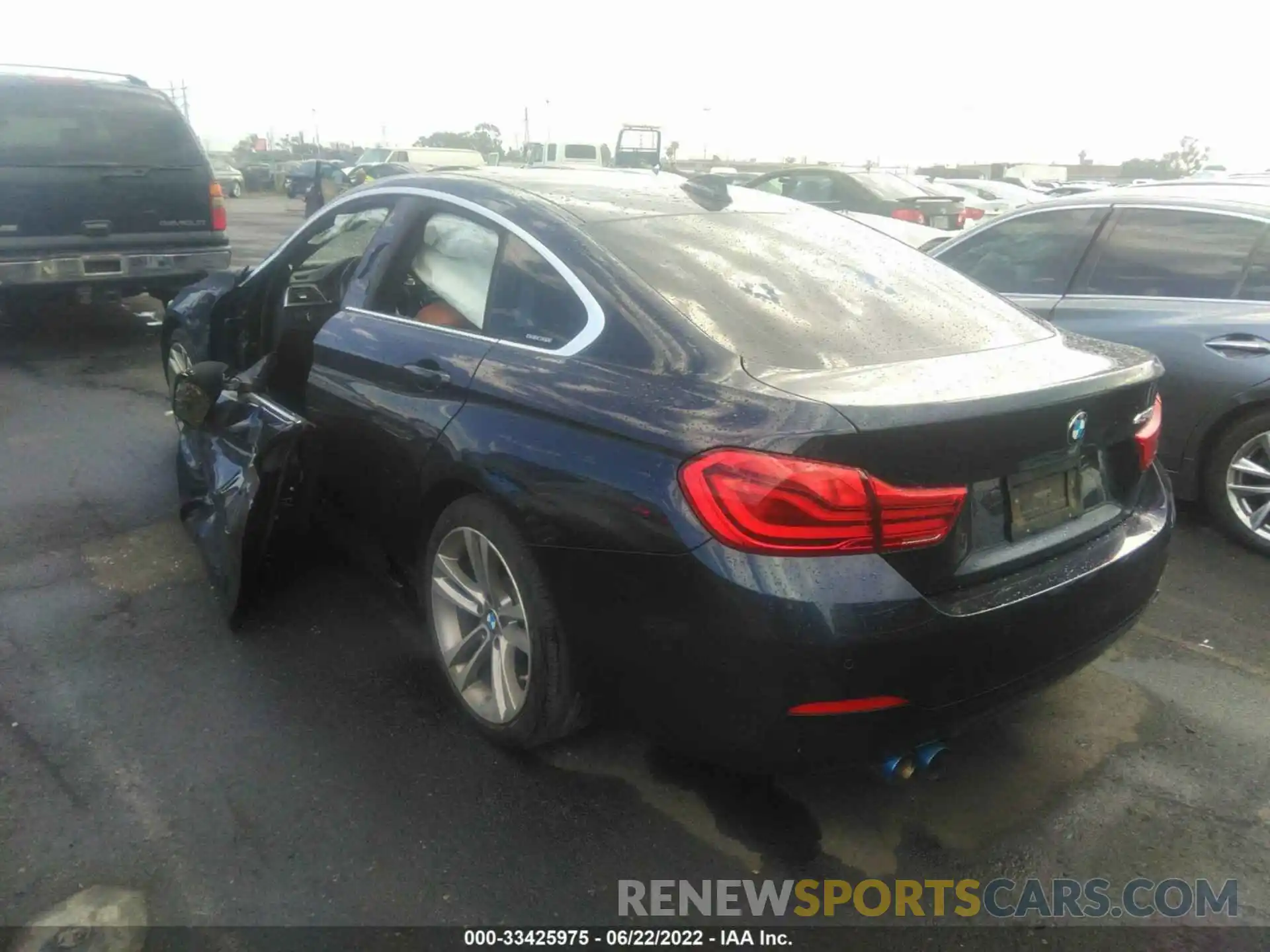 3 Photograph of a damaged car WBA4J1C53KBM18231 BMW 4 SERIES 2019