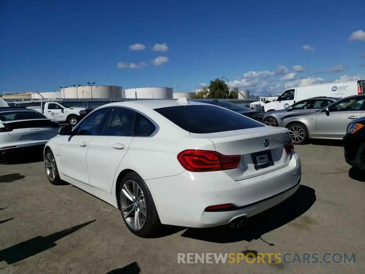 3 Photograph of a damaged car WBA4J1C54KBM13829 BMW 4 SERIES 2019