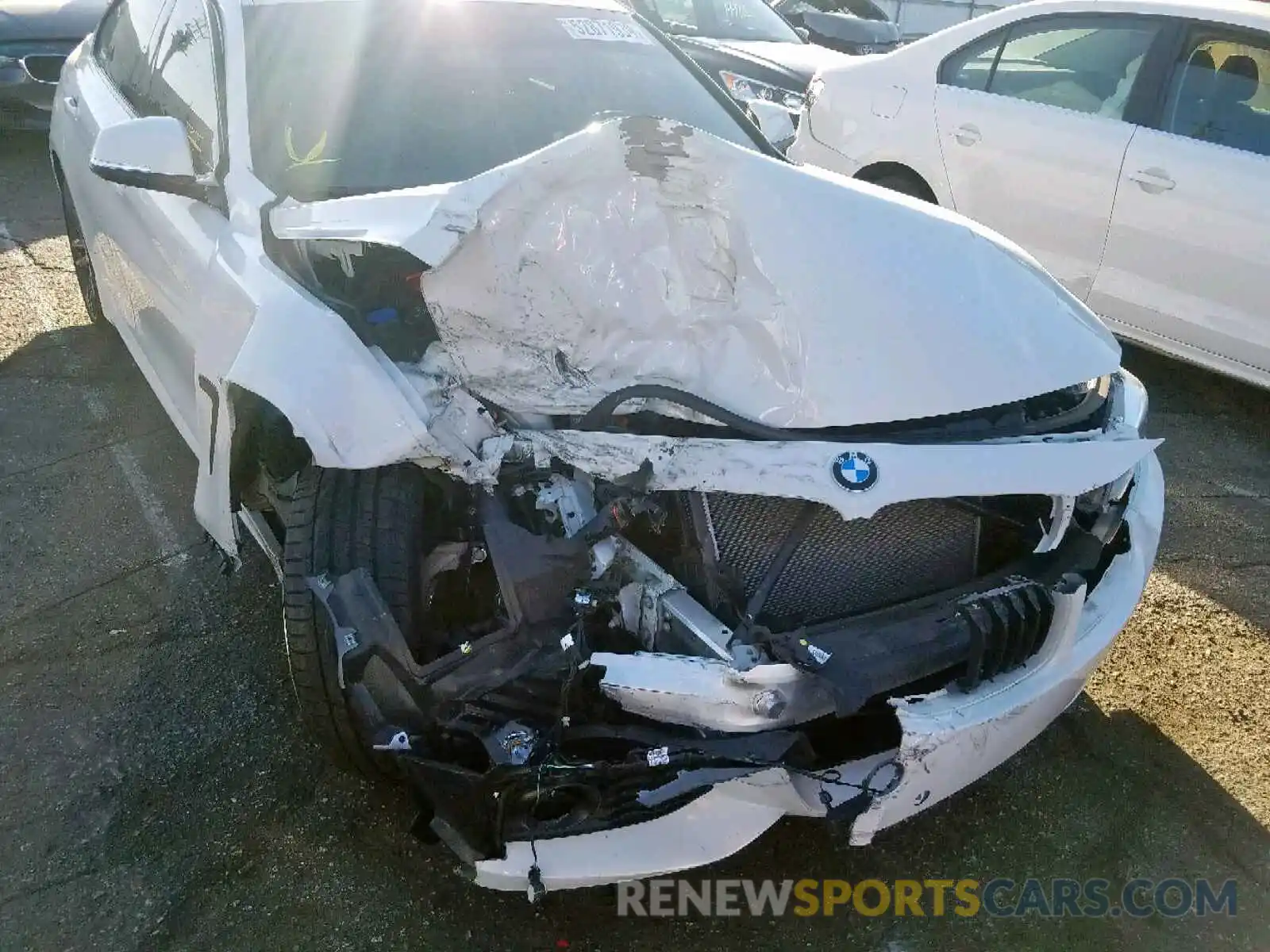 9 Photograph of a damaged car WBA4J1C54KBM14494 BMW 4 SERIES 2019