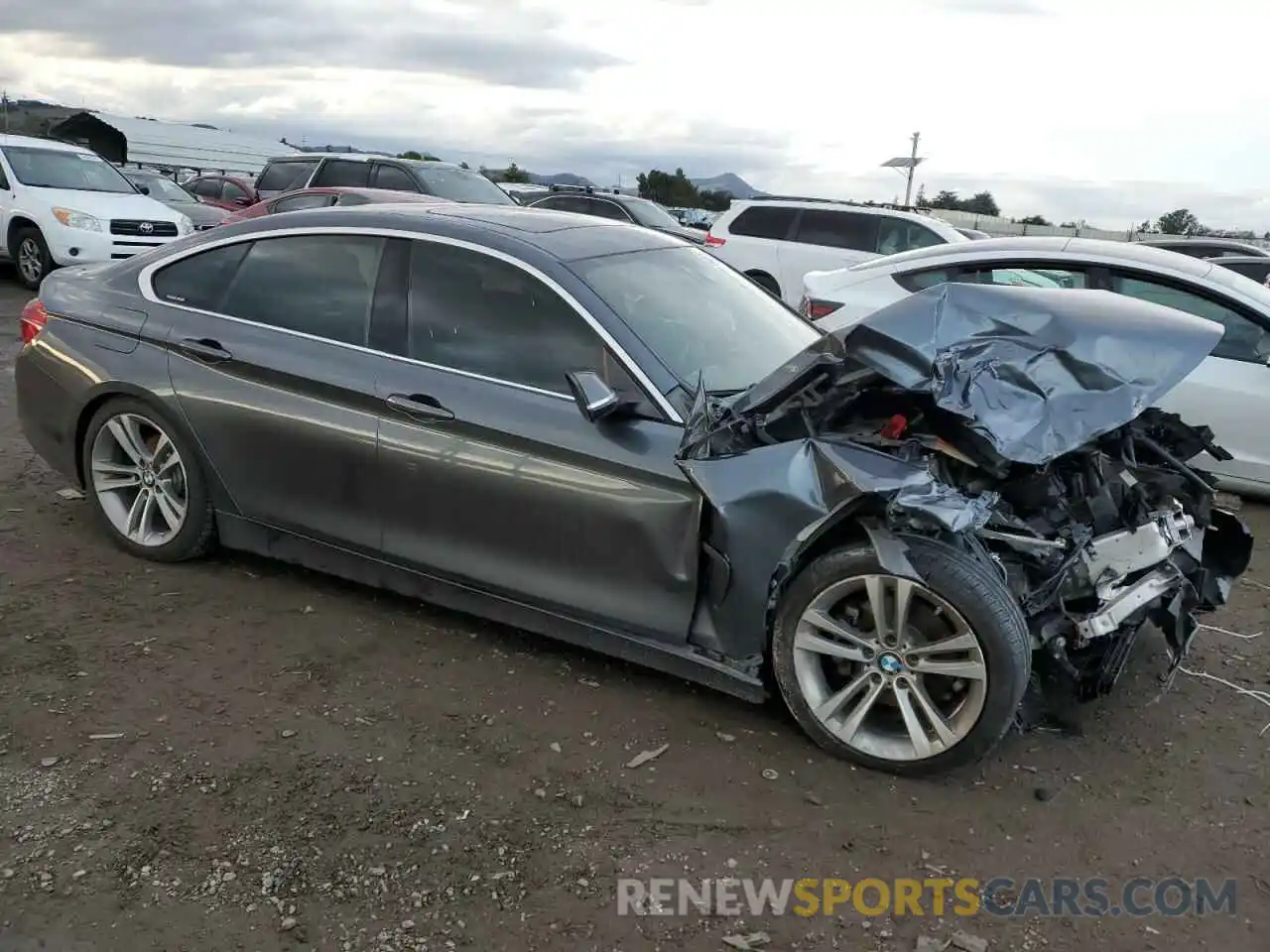 4 Photograph of a damaged car WBA4J1C54KBM15466 BMW 4 SERIES 2019