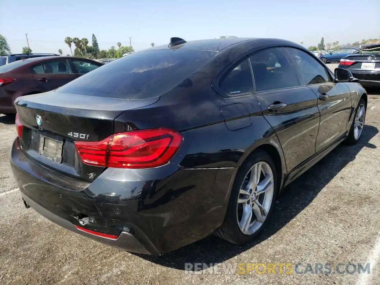 4 Photograph of a damaged car WBA4J1C54KBM18562 BMW 4 SERIES 2019