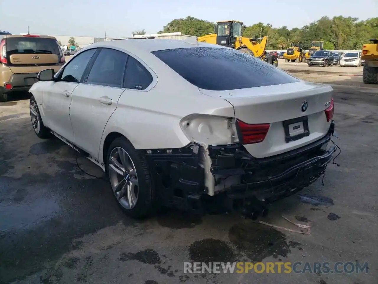 3 Photograph of a damaged car WBA4J1C55KBM12026 BMW 4 SERIES 2019