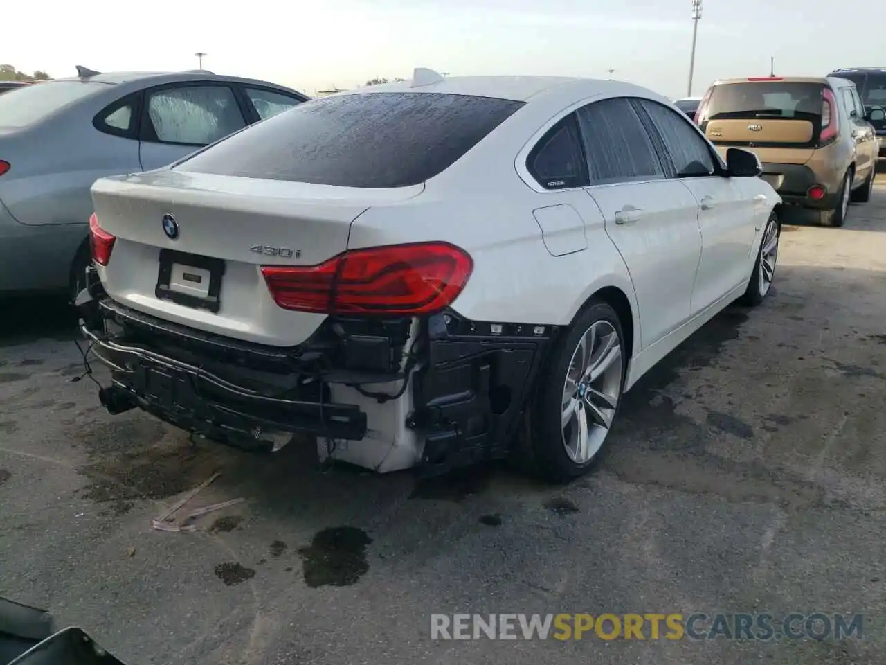 4 Photograph of a damaged car WBA4J1C55KBM12026 BMW 4 SERIES 2019