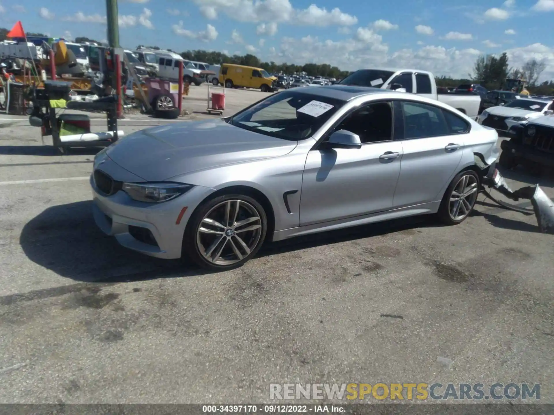 2 Photograph of a damaged car WBA4J1C55KBM17064 BMW 4 SERIES 2019