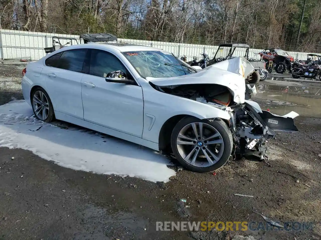 4 Photograph of a damaged car WBA4J1C55KBM18103 BMW 4 SERIES 2019