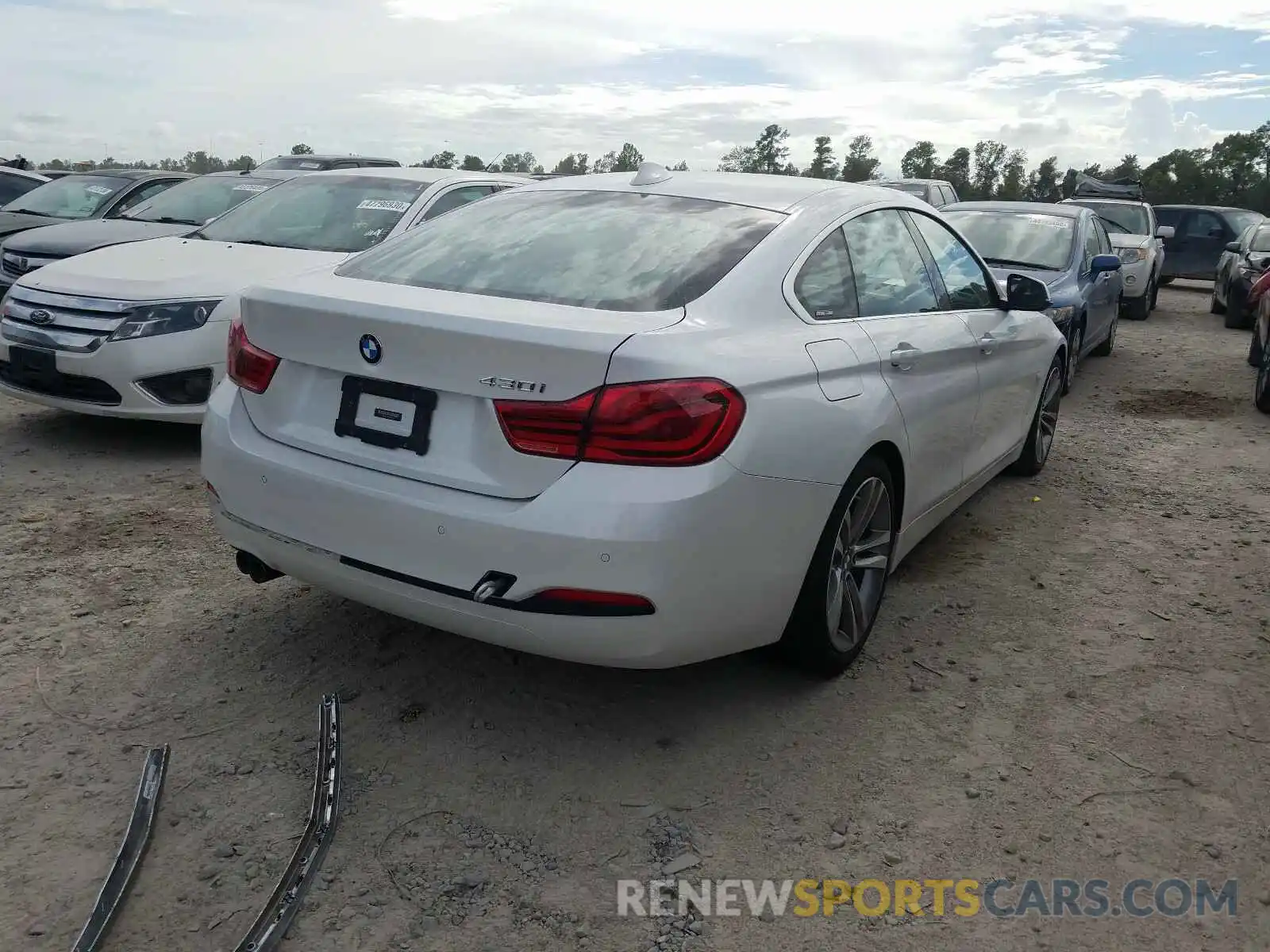 4 Photograph of a damaged car WBA4J1C56KBM13511 BMW 4 SERIES 2019