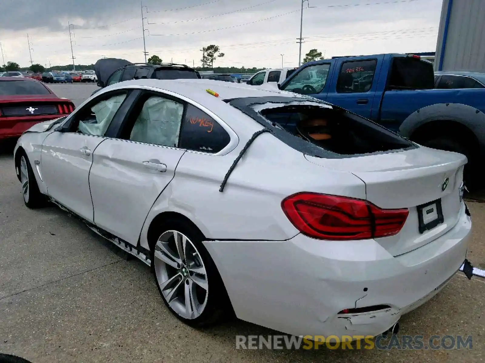 3 Photograph of a damaged car WBA4J1C56KBM14089 BMW 4 SERIES 2019