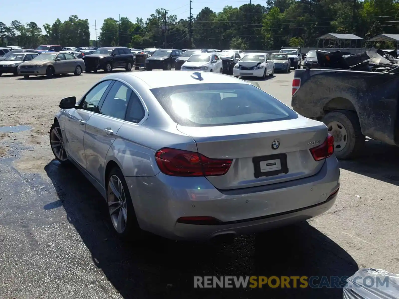 3 Photograph of a damaged car WBA4J1C56KBM15369 BMW 4 SERIES 2019