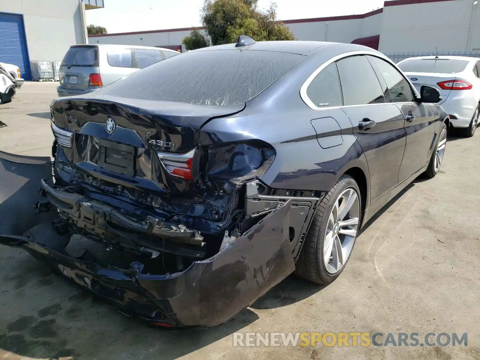 4 Photograph of a damaged car WBA4J1C56KBM17204 BMW 4 SERIES 2019