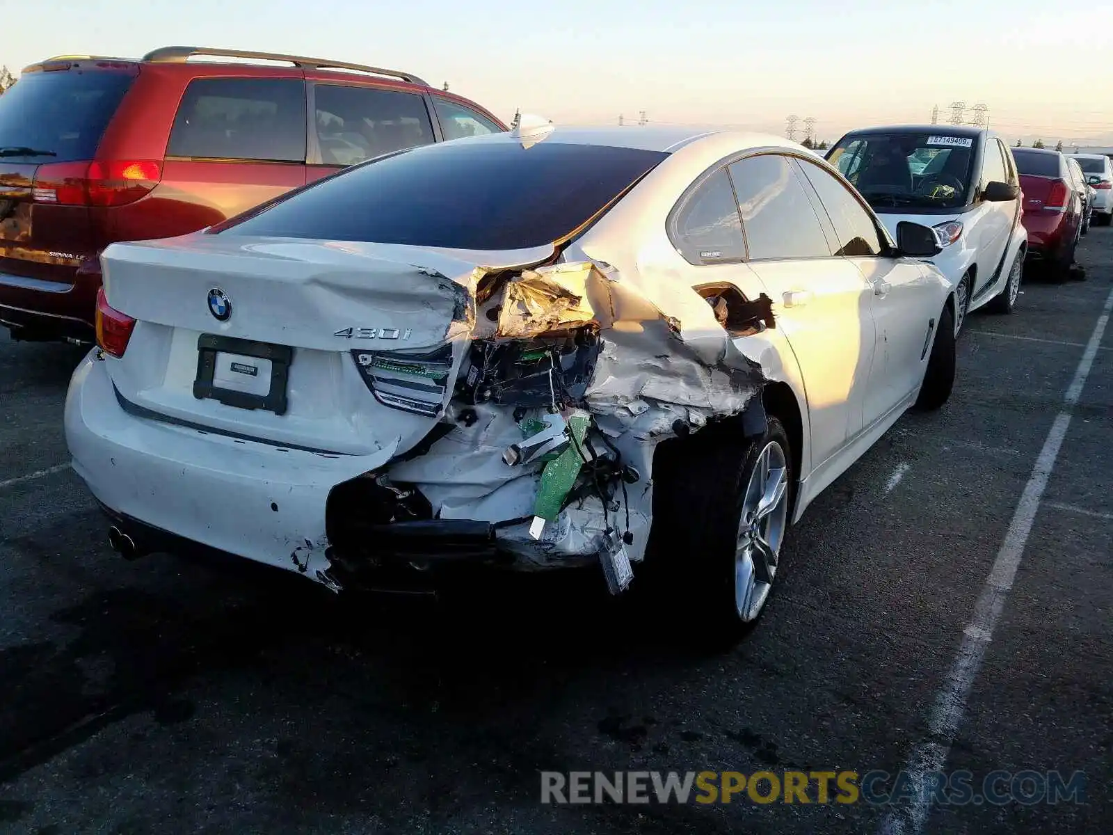 4 Photograph of a damaged car WBA4J1C56KBM17235 BMW 4 SERIES 2019