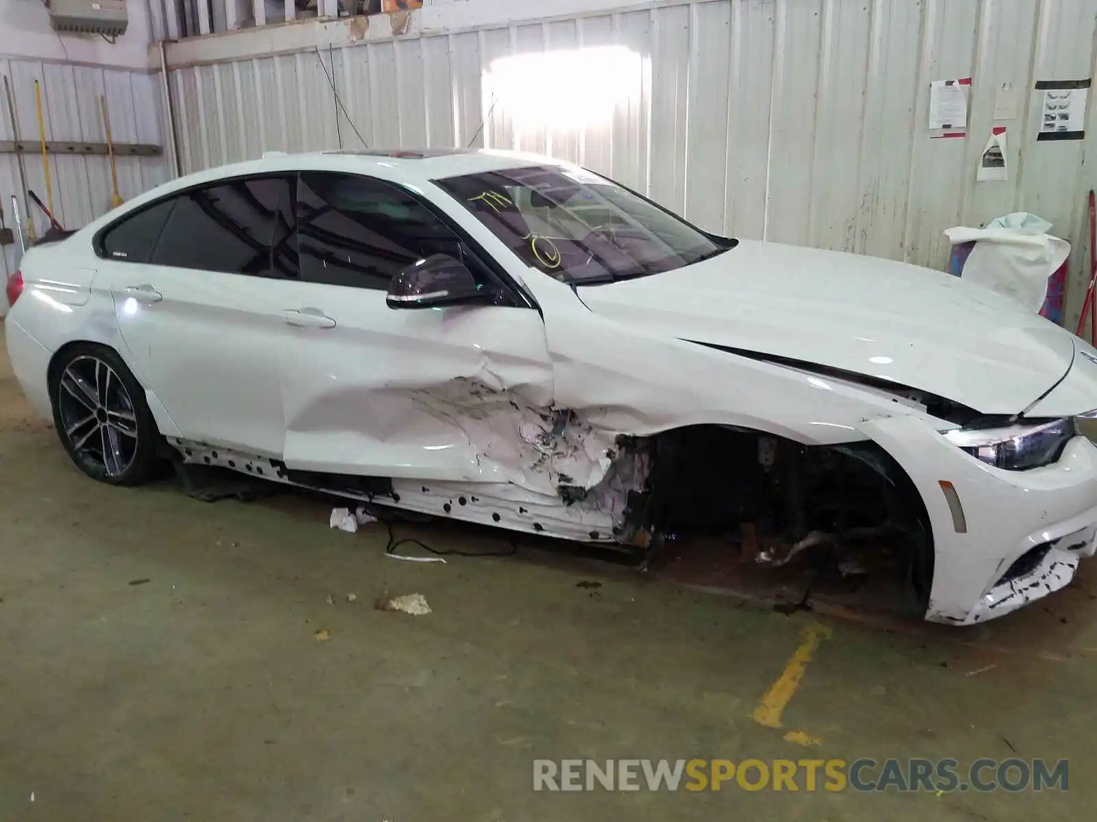 9 Photograph of a damaged car WBA4J1C56KBM17624 BMW 4 SERIES 2019