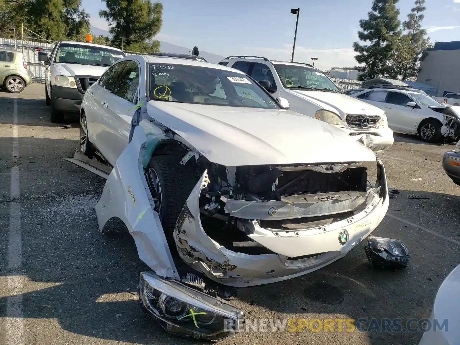 1 Photograph of a damaged car WBA4J1C57KBM12786 BMW 4 SERIES 2019