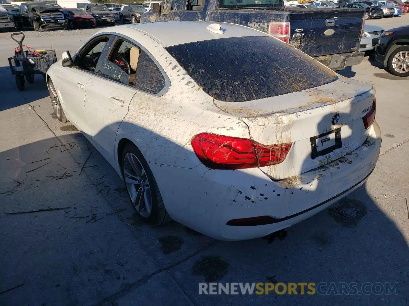 3 Photograph of a damaged car WBA4J1C57KBM13498 BMW 4 SERIES 2019