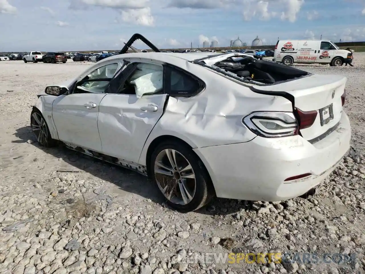 2 Photograph of a damaged car WBA4J1C57KBM13792 BMW 4 SERIES 2019