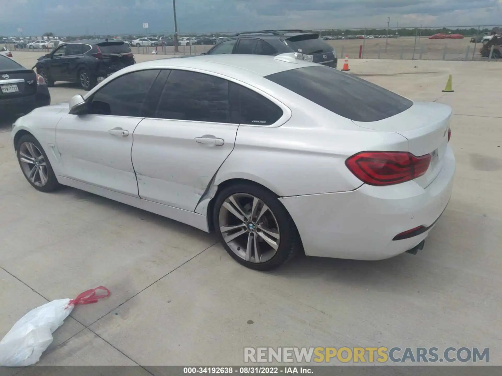 3 Photograph of a damaged car WBA4J1C57KBM14618 BMW 4 SERIES 2019