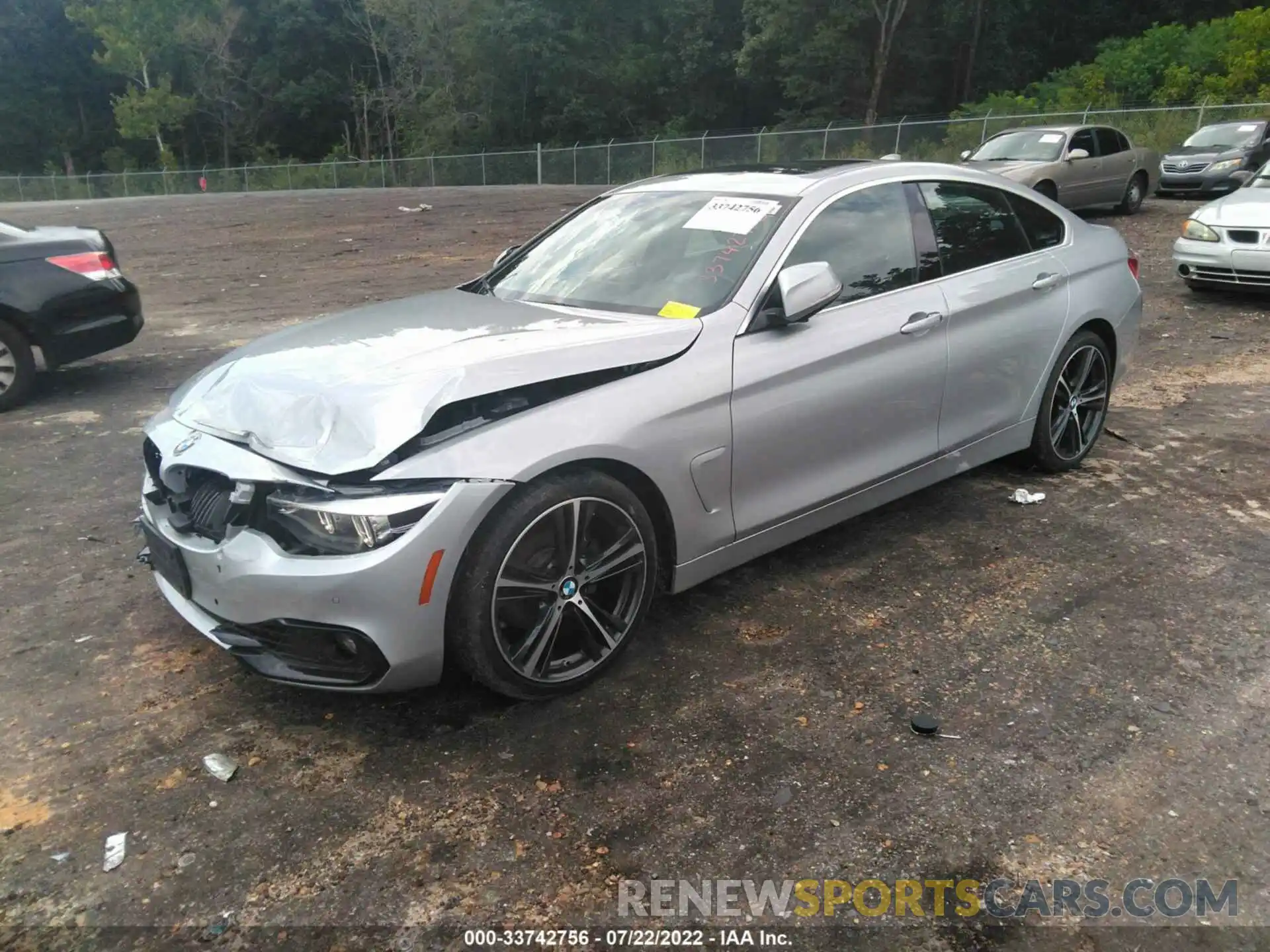 2 Фотография поврежденного автомобиля WBA4J1C57KBM17910 BMW 4 SERIES 2019