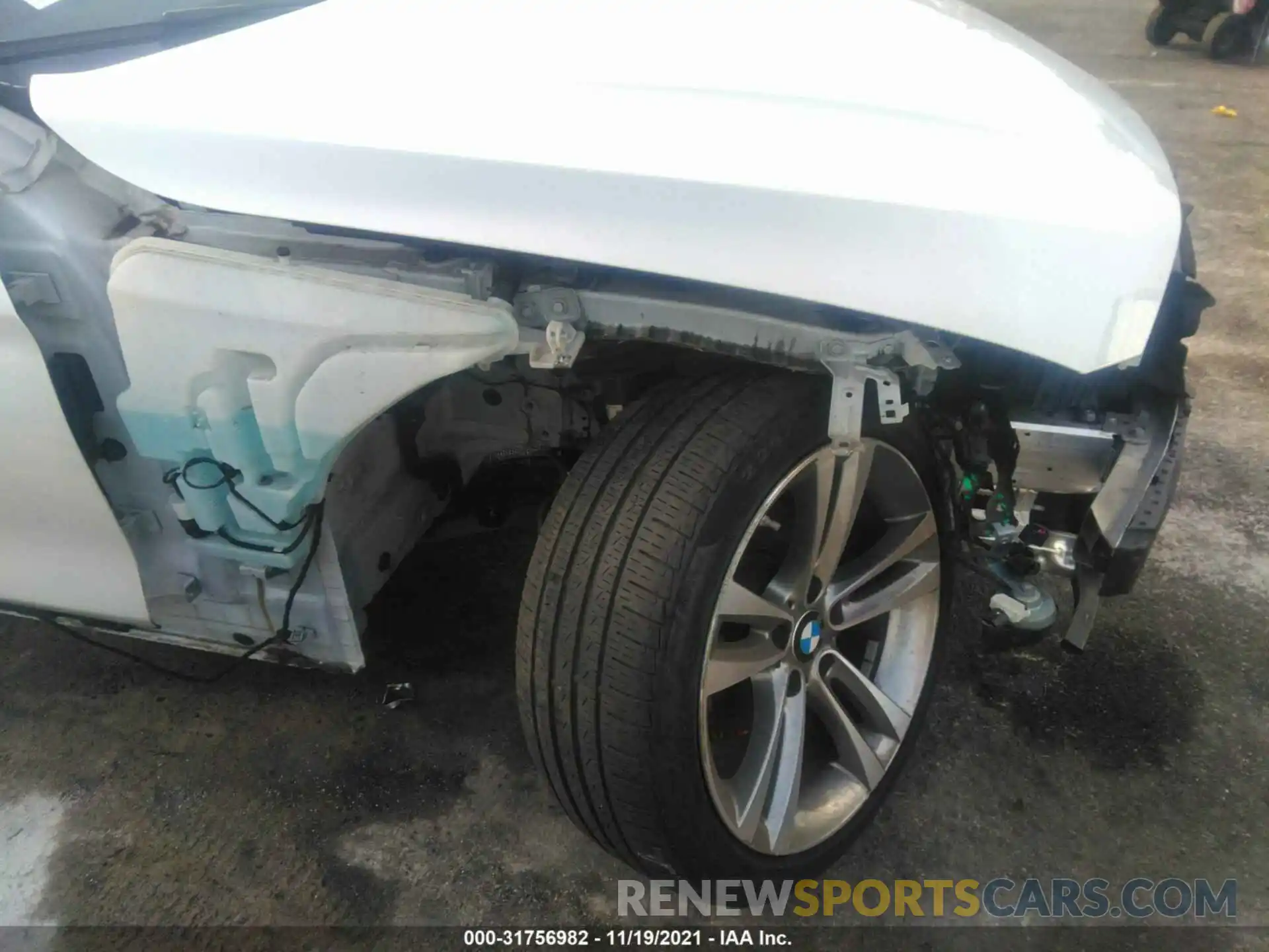 16 Photograph of a damaged car WBA4J1C58KBM12781 BMW 4 SERIES 2019