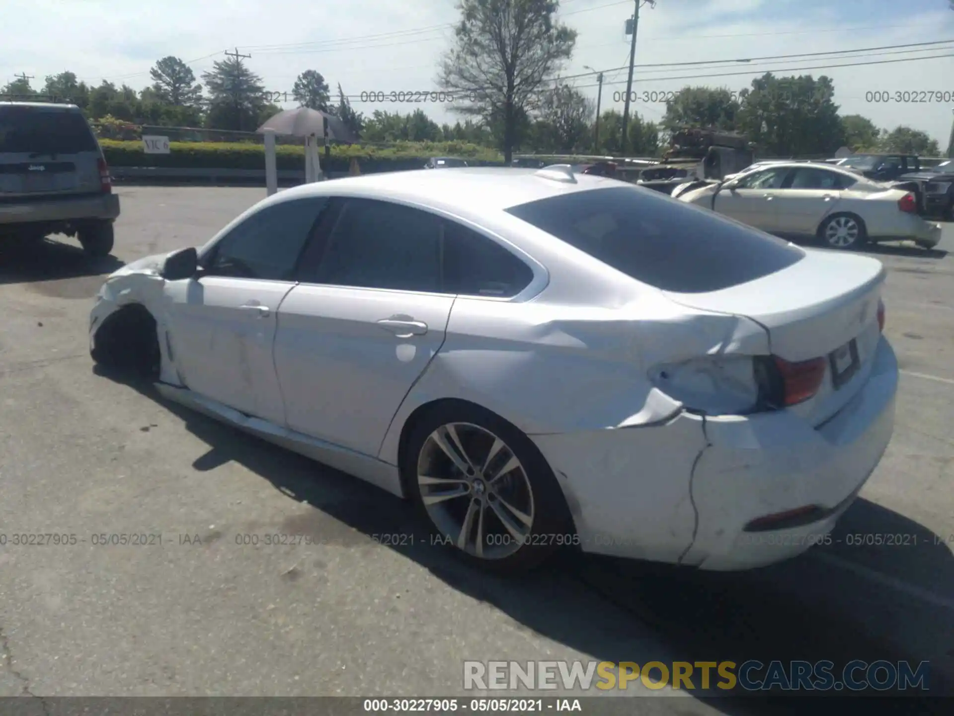 3 Photograph of a damaged car WBA4J1C58KBM17916 BMW 4 SERIES 2019