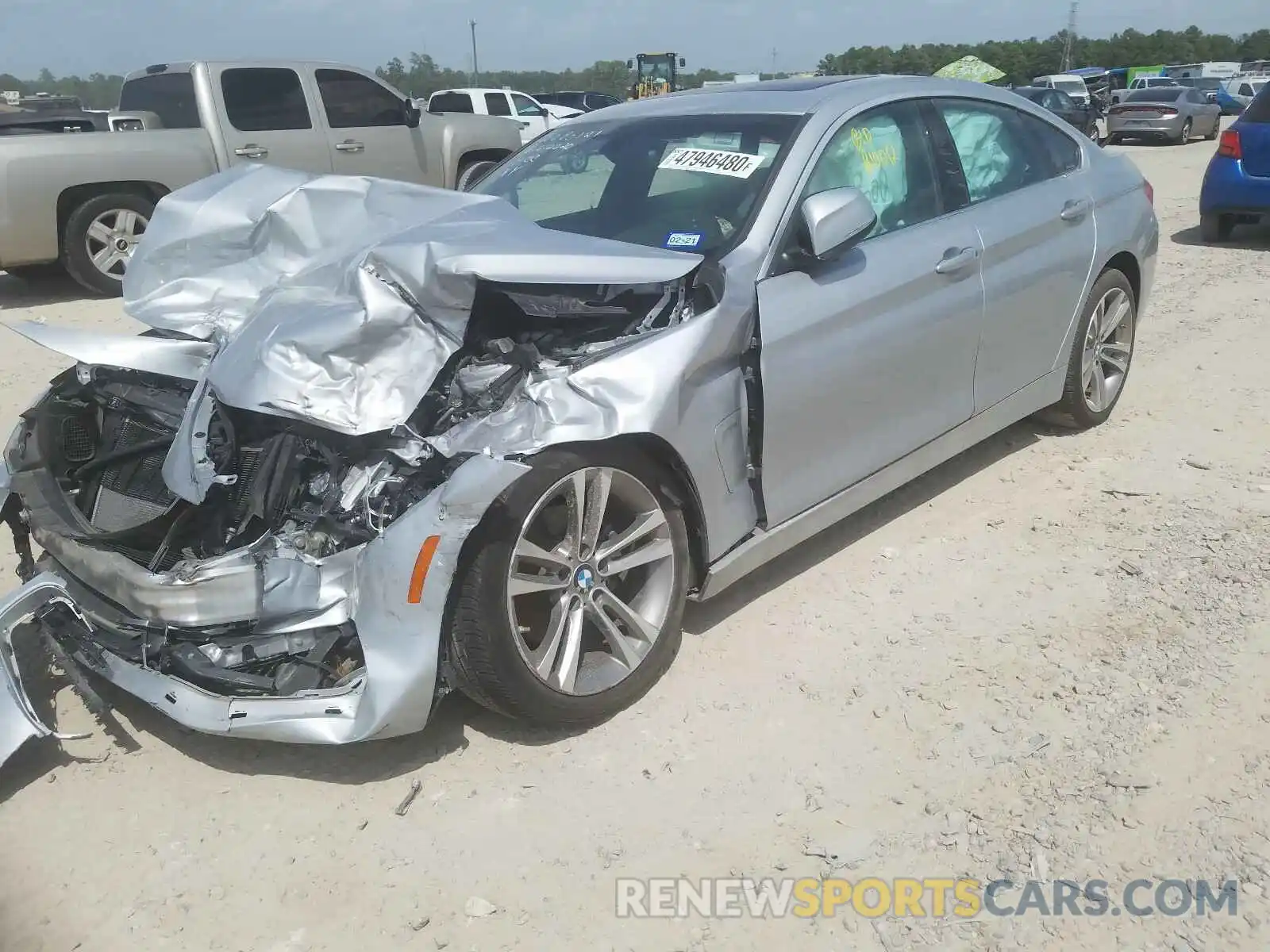 2 Фотография поврежденного автомобиля WBA4J1C59KBM12983 BMW 4 SERIES 2019