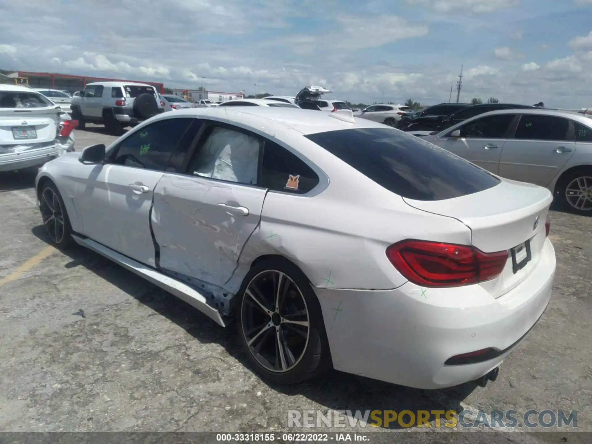 3 Photograph of a damaged car WBA4J1C59KBM13809 BMW 4 SERIES 2019