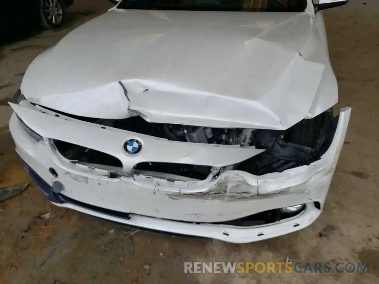 9 Photograph of a damaged car WBA4J1C59KBM15849 BMW 4 SERIES 2019