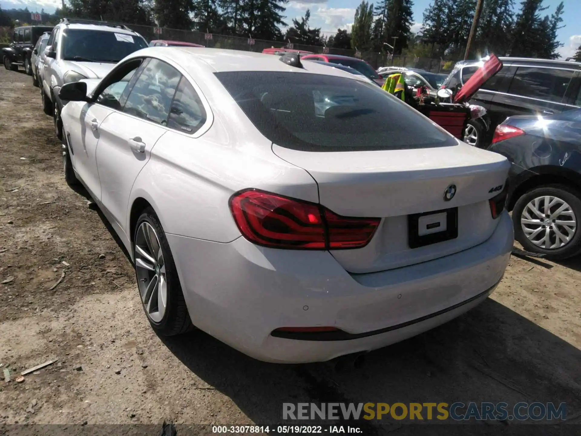 3 Photograph of a damaged car WBA4J1C59KBM16113 BMW 4 SERIES 2019