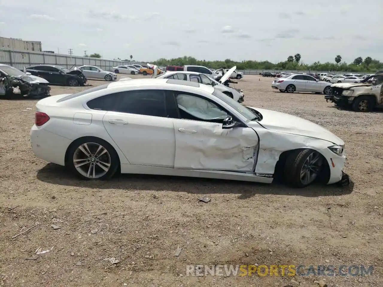 9 Photograph of a damaged car WBA4J1C59KBM18900 BMW 4 SERIES 2019