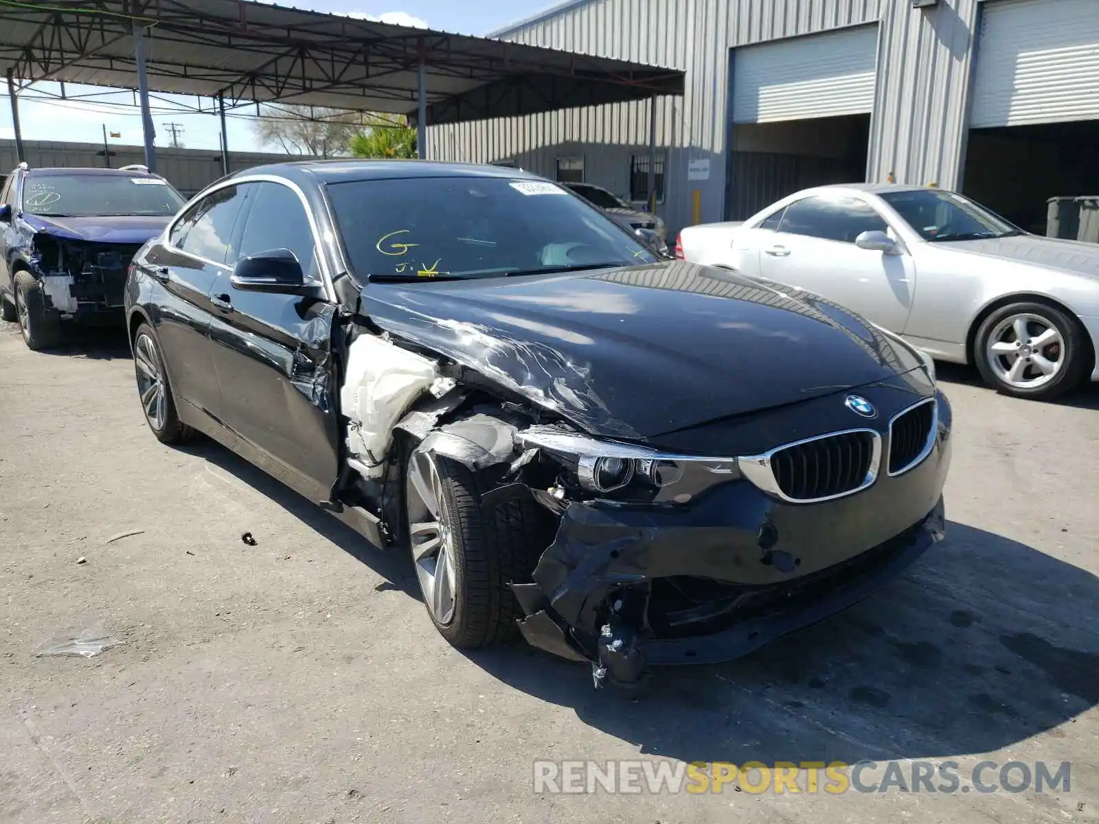 1 Photograph of a damaged car WBA4J1C5XKBM15455 BMW 4 SERIES 2019