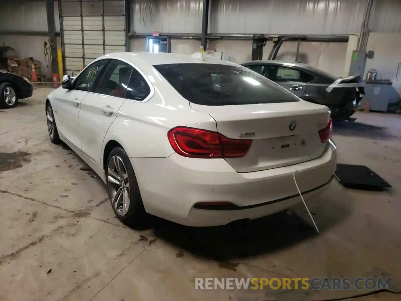 3 Photograph of a damaged car WBA4J3C50KBL07275 BMW 4 SERIES 2019