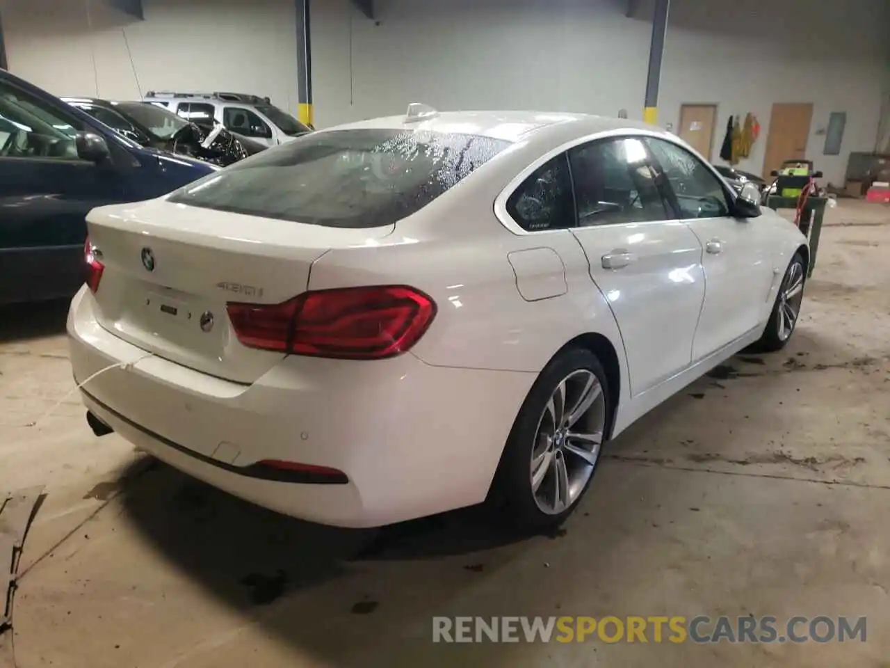 4 Photograph of a damaged car WBA4J3C50KBL07275 BMW 4 SERIES 2019