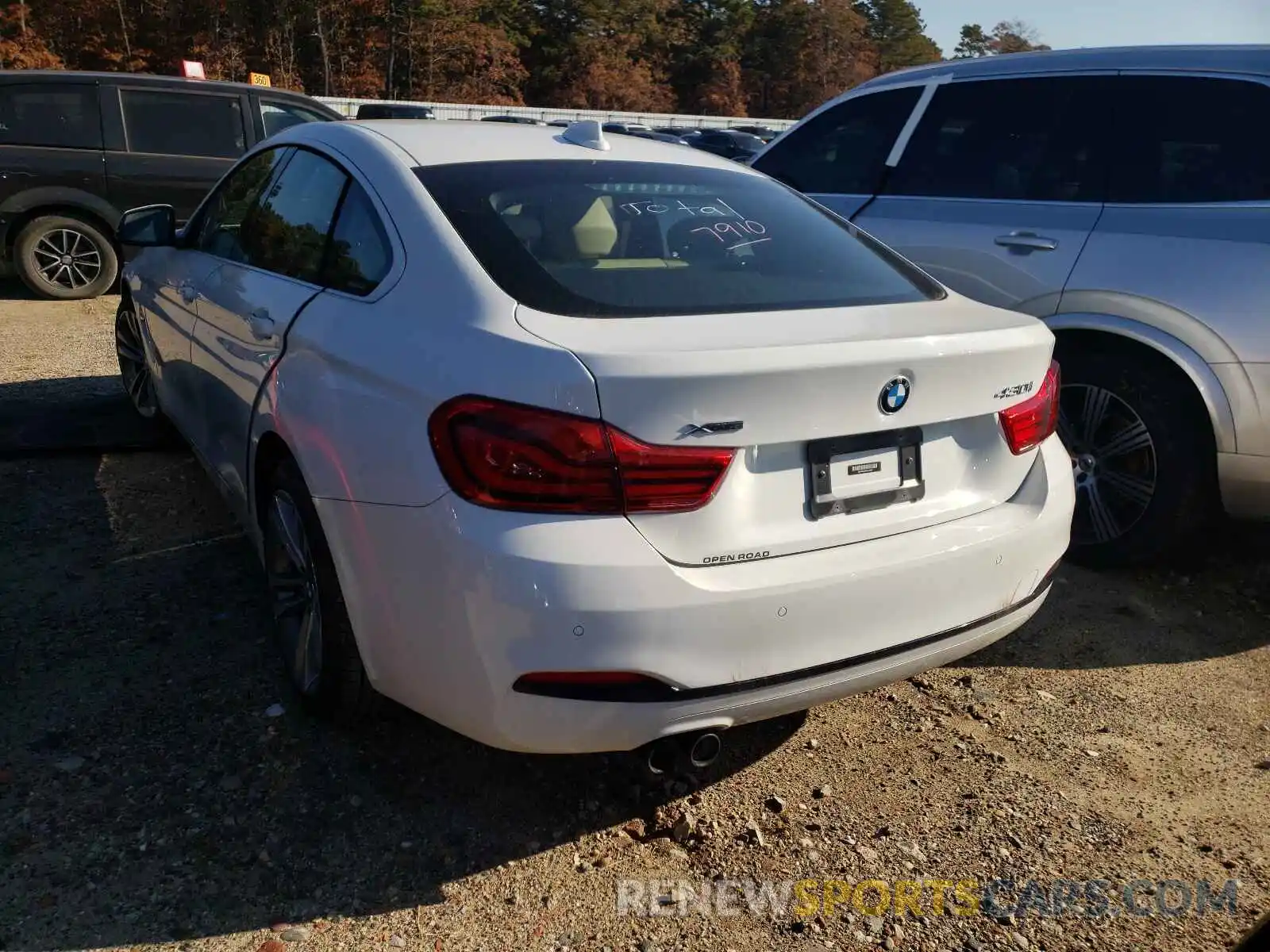 3 Photograph of a damaged car WBA4J3C51KBL09052 BMW 4 SERIES 2019