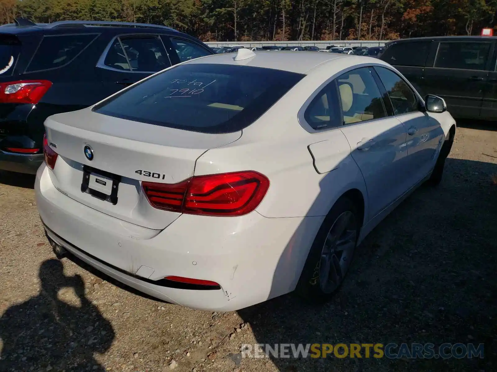 4 Photograph of a damaged car WBA4J3C51KBL09052 BMW 4 SERIES 2019