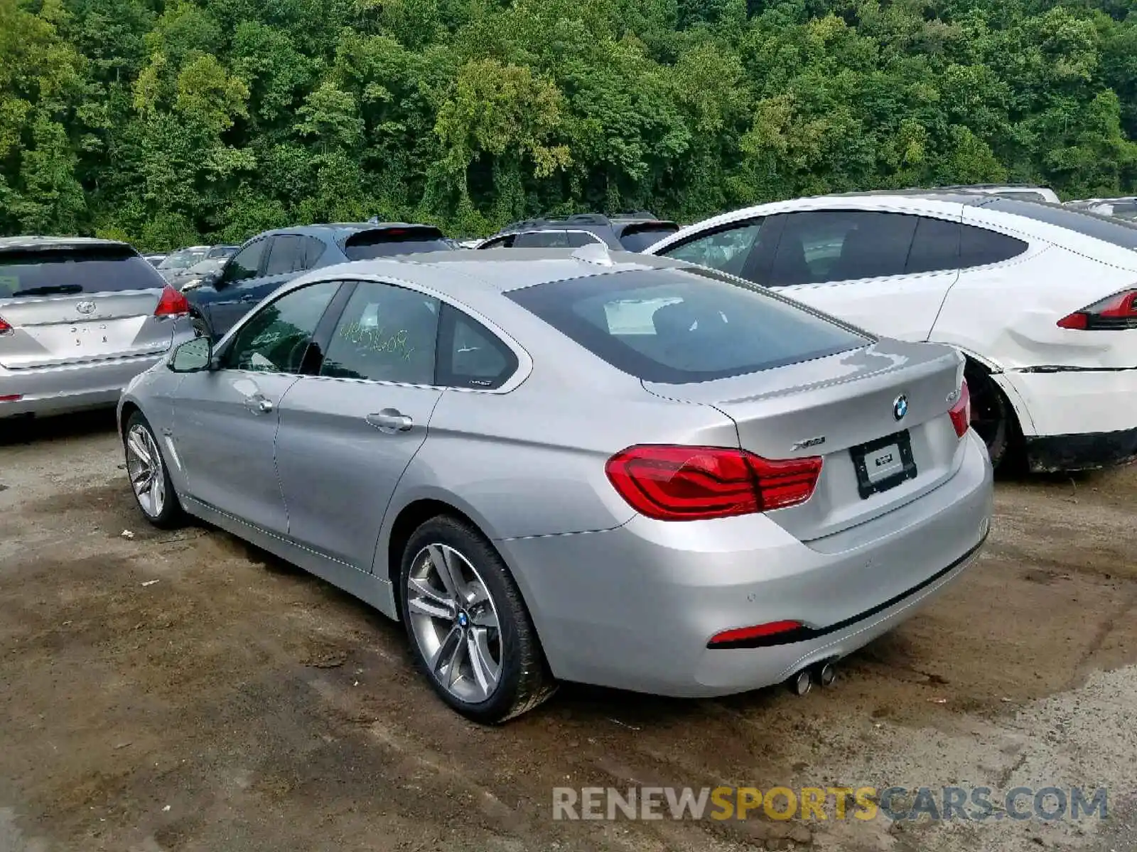 3 Photograph of a damaged car WBA4J3C51KBL09505 BMW 4 SERIES 2019